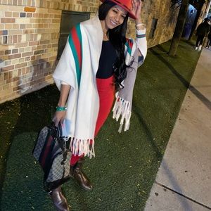 Stylish Fashion Shawl